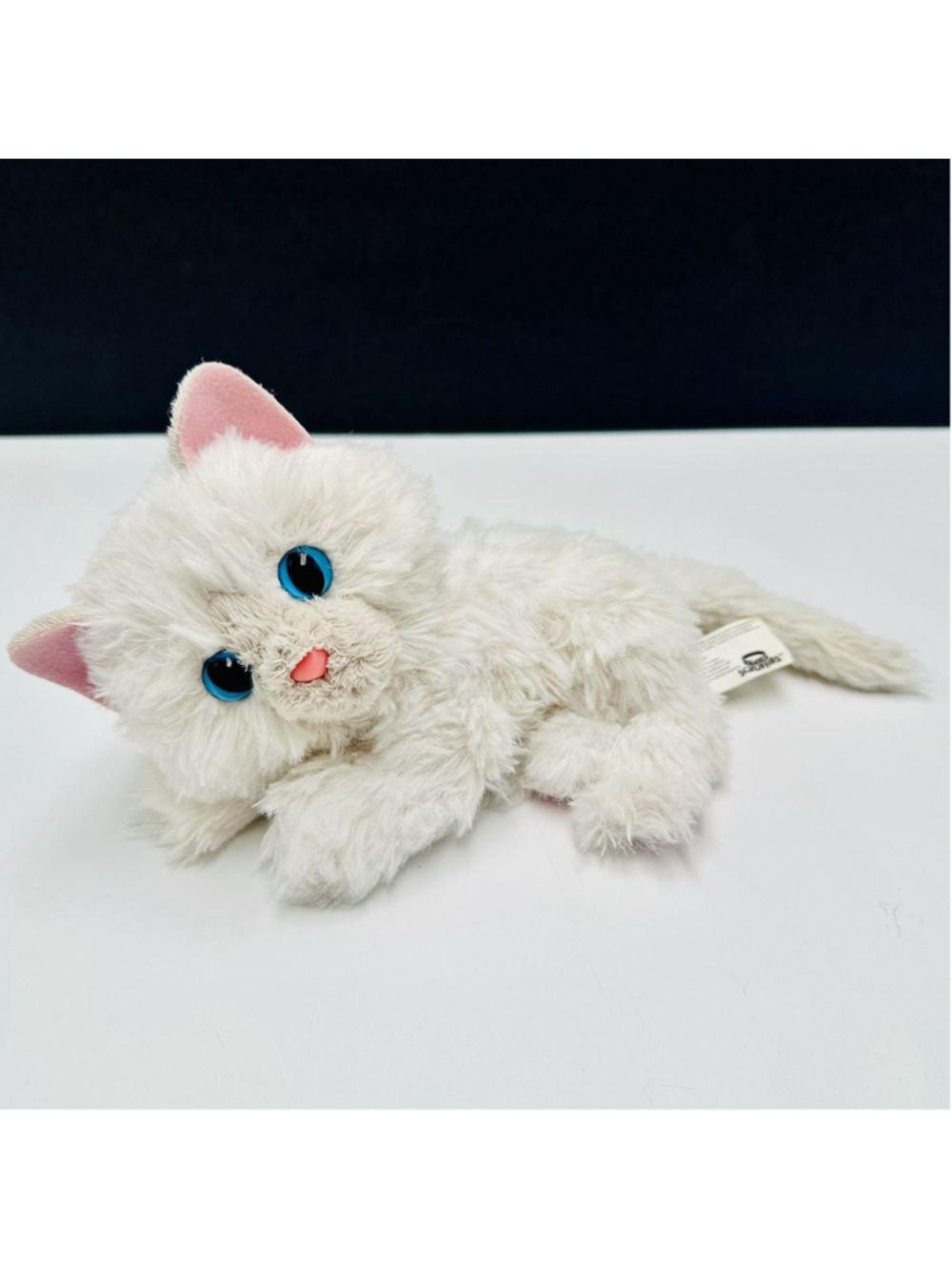 Scruffies White Kitty Chloe Laying Meows Purrs Plush Animagic 8” Toy Cat Kitten